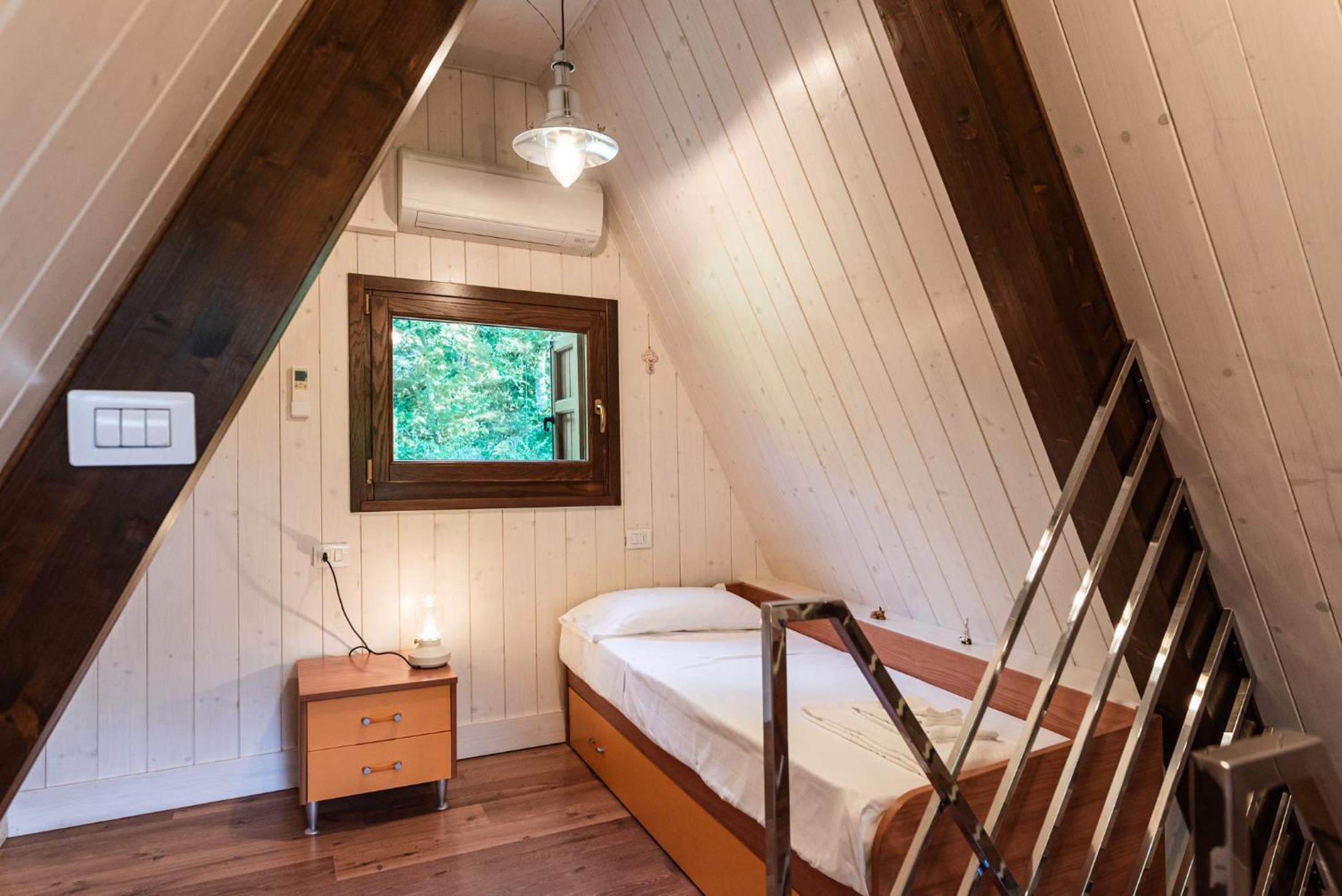 Dolf - Villa Ombrosa Isola  Extérieur photo